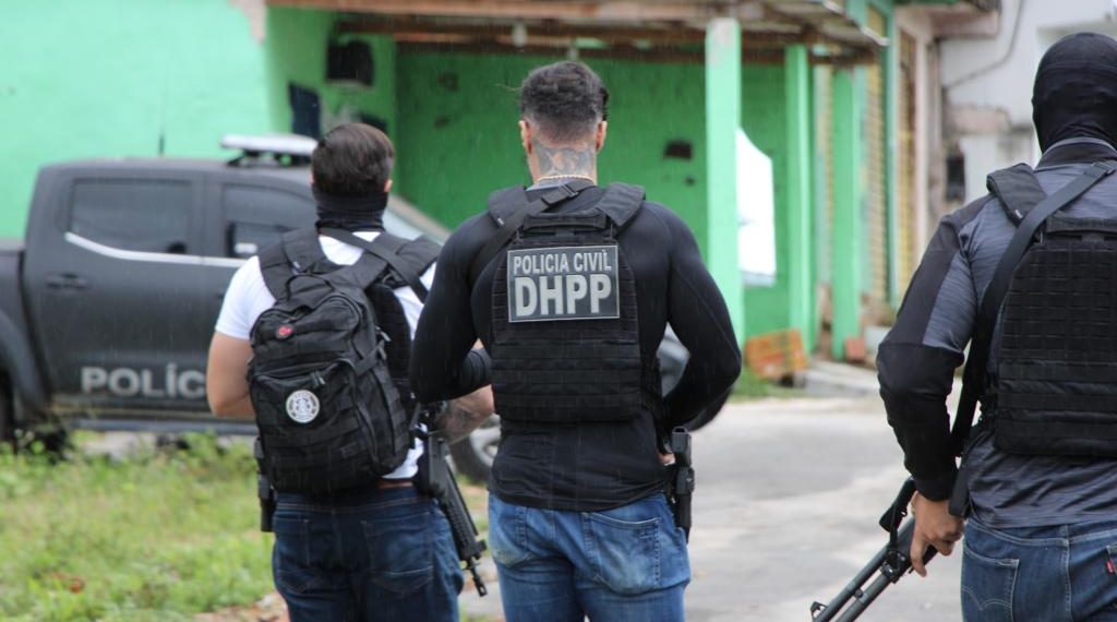 DHPP prende suspeitos de envolvimento na chacina do Uruguai