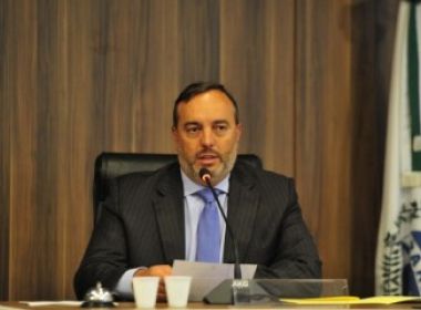 Decisão inédita do TSE cassa mandato de deputado do Paraná por fake news