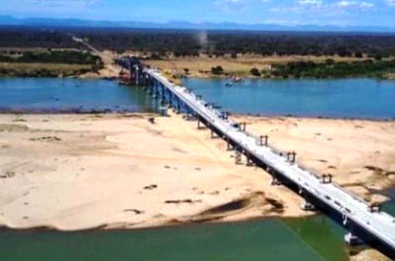 Projeto que batiza com o nome do pai de João Leão a ponte Xique-Xique-Barra é aprovado na CCJ