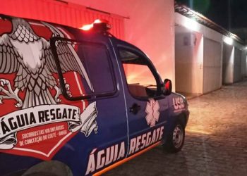 Águia Resgate é chamado para socorrer mulher que sofreu acidente em banheira de motel