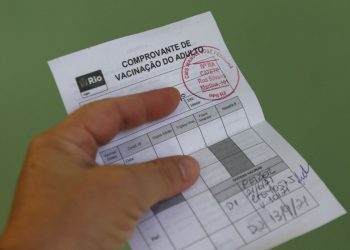 Liberado certificado de vacinação para quem tomou vacinas diferentes