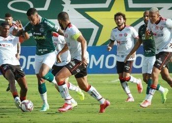 Wagner Lopes reclama da atuação do Vitória: ‘Era para ter sido mais que 3×0’