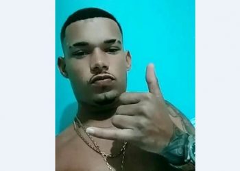 Jovem natural de Coité é assassinado quando pilotava moto em Camaçari