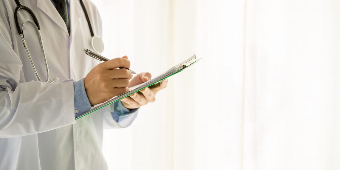 Novembro Azul: mitos e verdades sobre o câncer de próstata