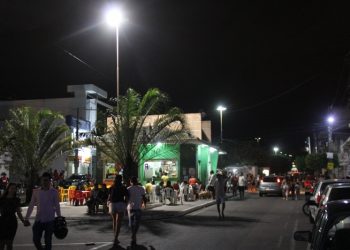 Atraído pela ornamentação natalina, população coiteense tem importante opção de lazer