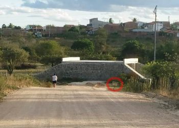 Construções de passagens molhadas em estrada que liga Bandiaçu a Barrocas oferecem perigo a condutores e passageiros de veículos