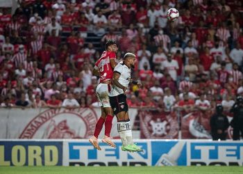 Série B – Vitória é derrotado pelo CRB e vai precisar de ‘milagre’ para permanecer na segunda divisão