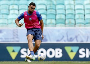 Com mudança no ataque, Bahia está pronto para pegar o Grêmio