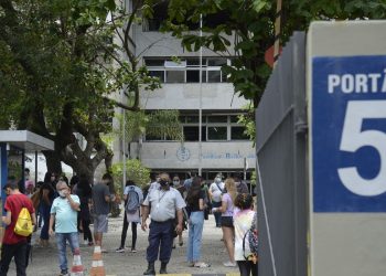 Entenda como é feita a correção do Enem
