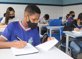 Provas que medem IDEB serão aplicadas a partir de segunda-feira (8) em todas as redes de ensino