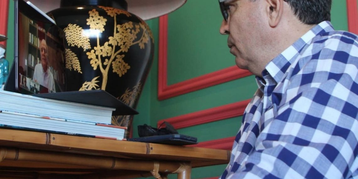 Félix e economistas criticam pressão dos bancos para elevação dos juros