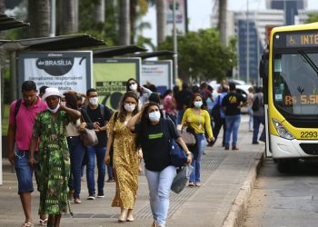 Não há casos da nova variante identificados no Brasil, diz ministério