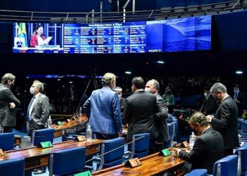 Senado vota amanhã projeto do piso salarial dos profissionais da enfermagem