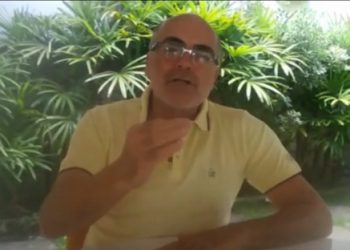 Ponto do Cafezinho –  Sugestões de presente de natal, gago explicando algo e muito mais