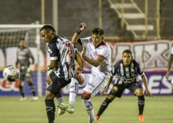 Vitória faz 2 a 0 no Botafogo-PB, cede empate, perde nos pênaltis e não vai jogar a Copa do Nordeste 2022