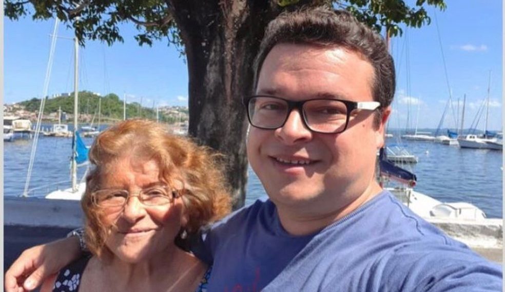 Médico morre em batida entre carros, com a mãe, na BR-135