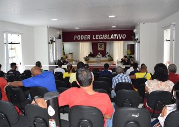 Câmara Municipal de Queimadas realiza Sessão Especial de encerramento dos trabalhos do Segundo Período Legislativo de 2021