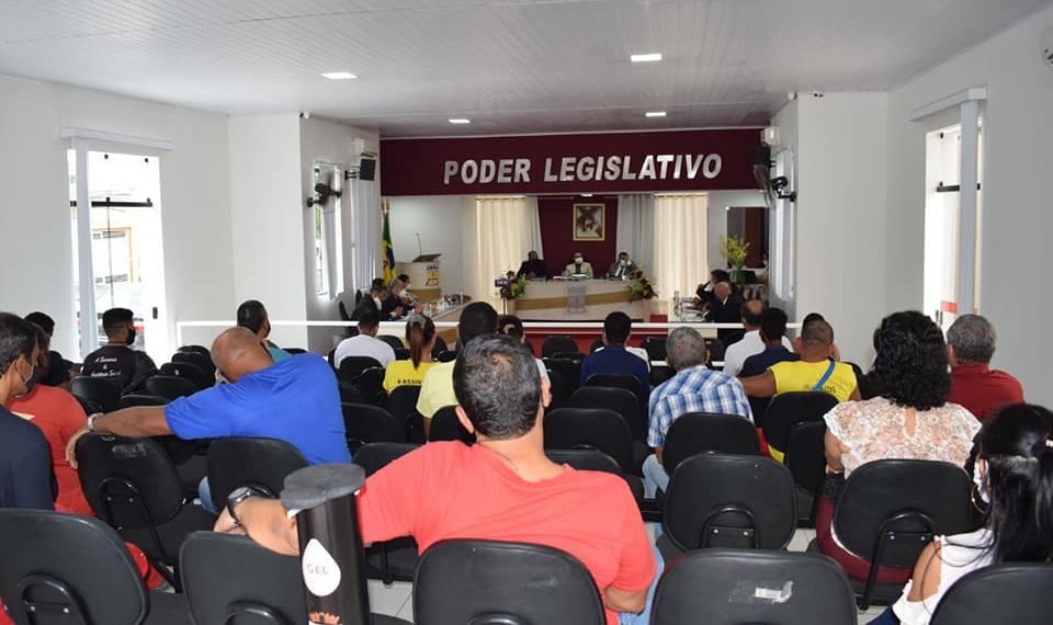 Câmara Municipal de Queimadas realiza Sessão Especial de encerramento dos trabalhos do Segundo Período Legislativo de 2021