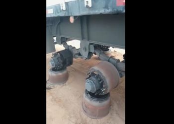 Carreta pertencente a empresa de Retirolândia é tomada de assalto e encontrada sem os pneus em Teofilândia