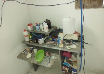 Material odontológico é apreendido em consultório de falso dentista