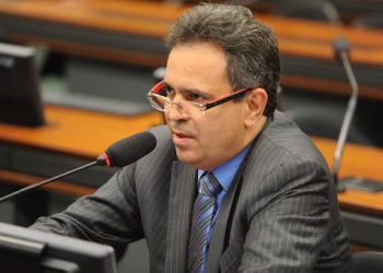 Comissão da Câmara aprova projeto de Félix que impede demissão de trabalhador com câncer