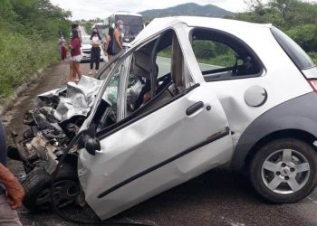 Irmãos naturais de Riachão do Jacuípe morrem em acidente na BR 324