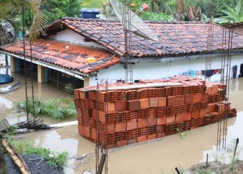 Vídeos e fotos enviados por leitores do CN mostram a força das chuvas no Vale do Jequiriçá nas últimas 24h (atualizada)