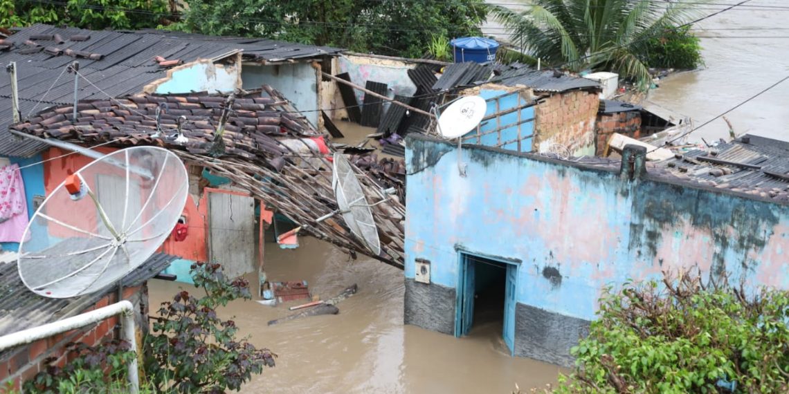 Vídeos e fotos enviados por leitores do CN mostram a força das chuvas no Vale do Jequiriçá nas últimas 24h (atualizada)