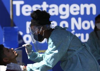 Brasil registra 1,4 mil casos de covid-19 e 49 mortes, em 24 horas