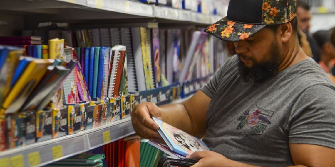 Materiais escolares podem ficar até 30% mais caros em 2022