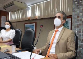 ALBA: Deputado Robinson Almeida faz projeto de indicação para isentar transporte complementar de ICMS do combustível