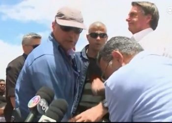 Equipes das TVs Bahia e Aratu são agredidas em visita de Bolsonaro à Bahia