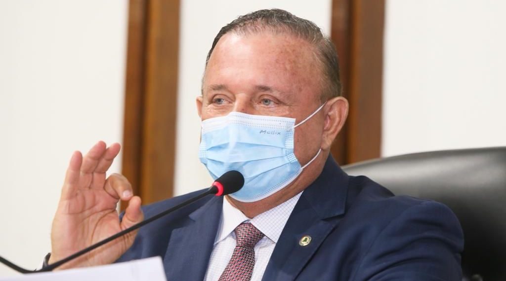 Adolfo Menezes reitera que será obrigatória  apresentação do comprovante de vacinação para deputados e servidores da Assembleia