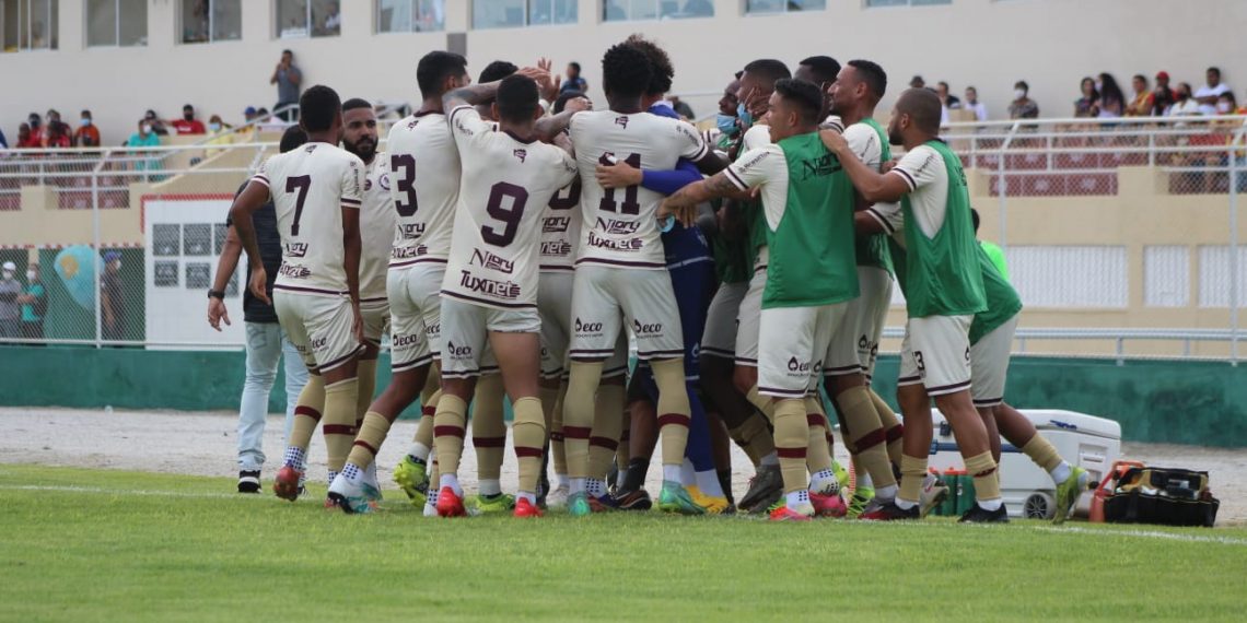 Baianão: Jacuipense goleia Juazeirense fora de casa e assume vice liderança