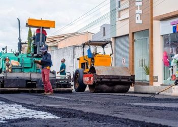 Novas ruas de Coité estão sendo asfaltadas