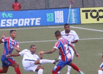 Bahia de Feira e Bahia empatam em 2 a 2 na estreia do Campeonato Baiano