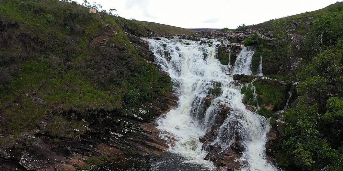 Chuvas em MG elevam nível do São Francisco e ameaçam cidades baianas