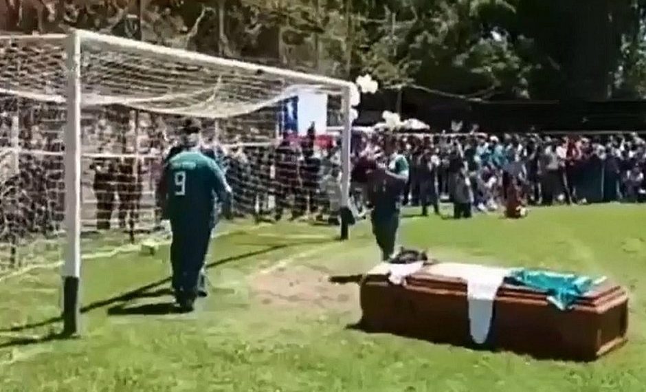 Atacante ‘faz gol’ depois de morto em homenagem no Chile; entenda