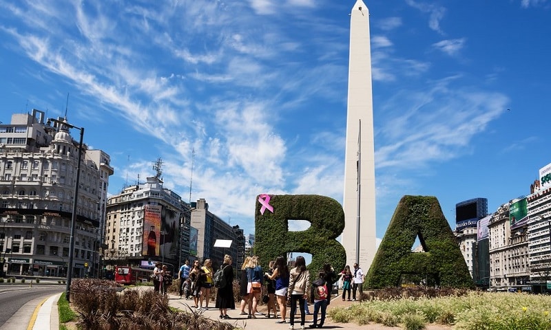 Capital argentina é atingida por blecaute em meio a onda de calor