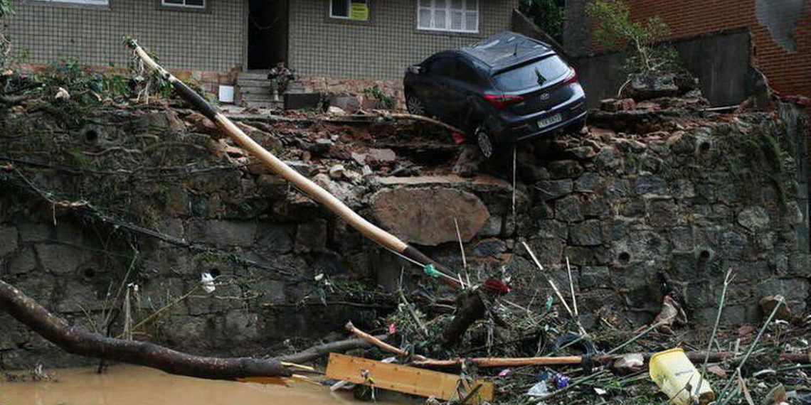 RJ – Governador pede ajuda ao governo federal para reconstruir Petrópolis