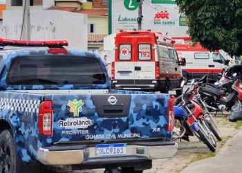 Motoristas dos ônibus morreram carbonizados e 44 passageiros deram entrada no hospital de Retirolândia