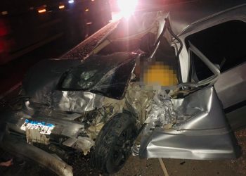 Motorista de Celta morre depois de colidir de frente com carreta na BR 116/Norte