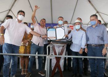 Em Biritinga, durante viagem de número 800 ao interior, Rui Costa autoriza obras e ações em diversas áreas