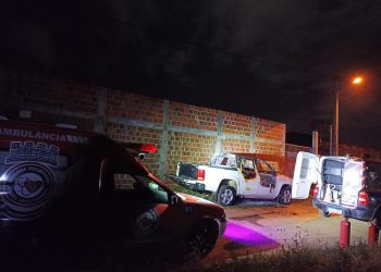 Caminhonete Amarok é parcialmente destruída pelo fogo em Riachão do Jacuípe