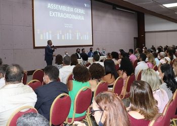 Delegados decidem entregar cargos e suspender operações em todo Estado