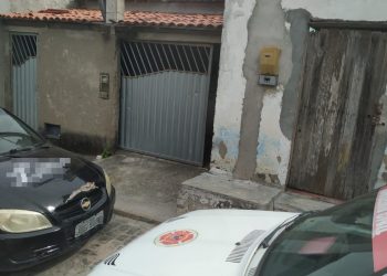 Corpo de homem é encontrado em estado de decomposição dentro de casa