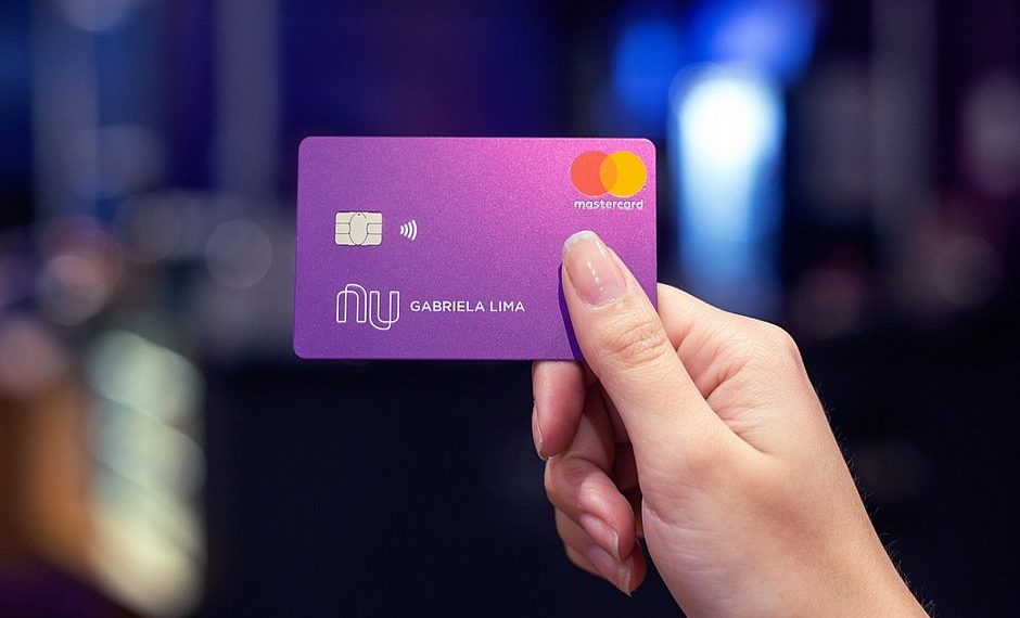 Nubank vai pagar R$ 450 a quem responder pesquisa do imposto de renda