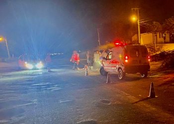 Duas pessoas são transferidas após sofrerem grave acidente de moto na BA 120