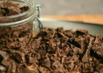 Comeu muitos doces na Páscoa? Nada de desespero, veja algumas dicas para lidar com o exagero