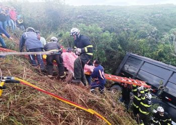 Mãe e filho são às vitimas fatais do acidente na Serra do Tombador; esposa do motorista segue internada